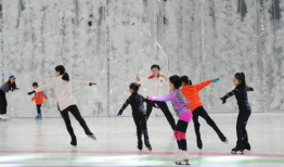 滑冰教学视频,轻松掌握冰上舞步与技巧